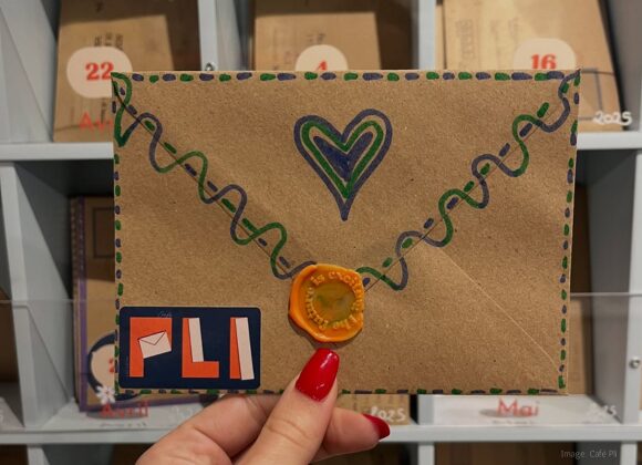 France’s First Café-Letter in Paris: Café Pli